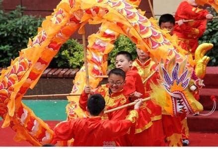 Dragon Dance Props - 7m 3D Dragon Head with Swing Rope Combo for Outdoor Silk Wulong Flowy Ribbon Streamer