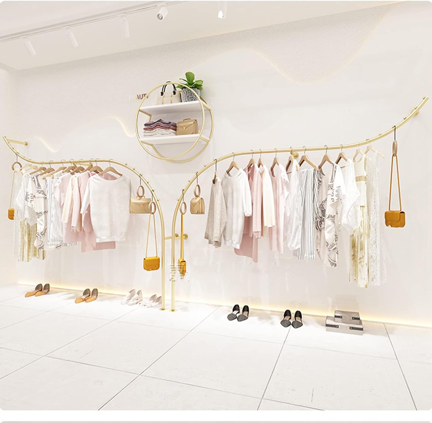 Creative Display Garment Racks in Boutique Clothing Stores,Modern Retail Garment Rack,Clothing Rail,Retail Display Rack,Closet Storage,Clothes Organizer,Gold (C-170Cm/67In