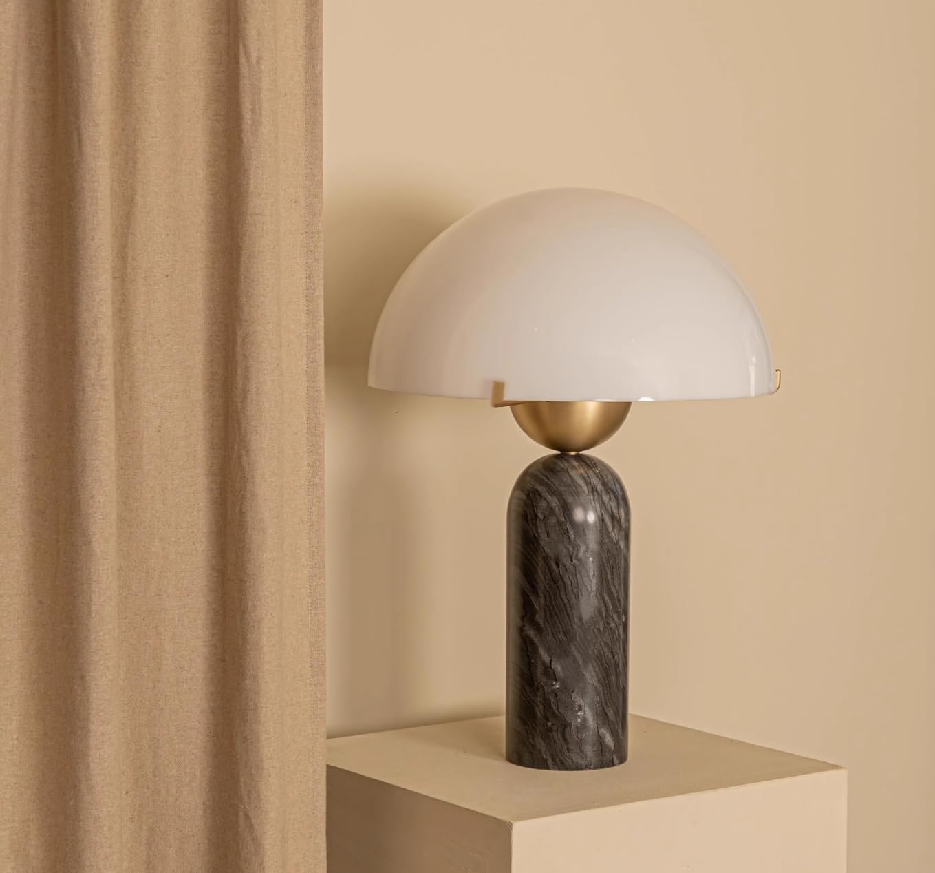 Modern Dome Shaped Table Lamp Mid-Century Accent Lamp Black Marble Desk Lamp Contemporary Living Room Side Lamps Bedroom Bedside Nightstand Light with Frosted Glass Shade