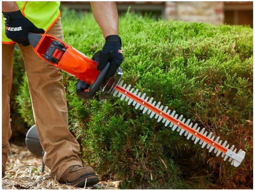 Echo DHC2300C1 eFORCE 56V Cordless Battery Hedge Trimmer