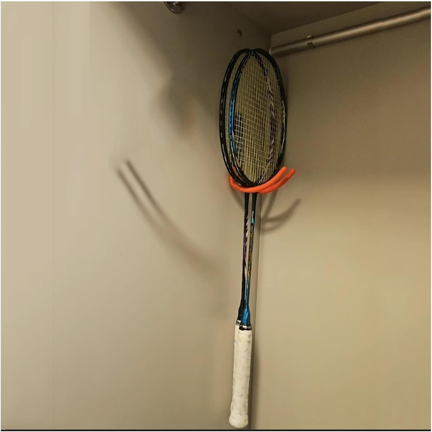 Tennis Racket Storage Rack, Wall Mounted Sports Equipment Display Holder,Badminton Racket Organizer, for Table Tennis Rackets Badminton Rackets