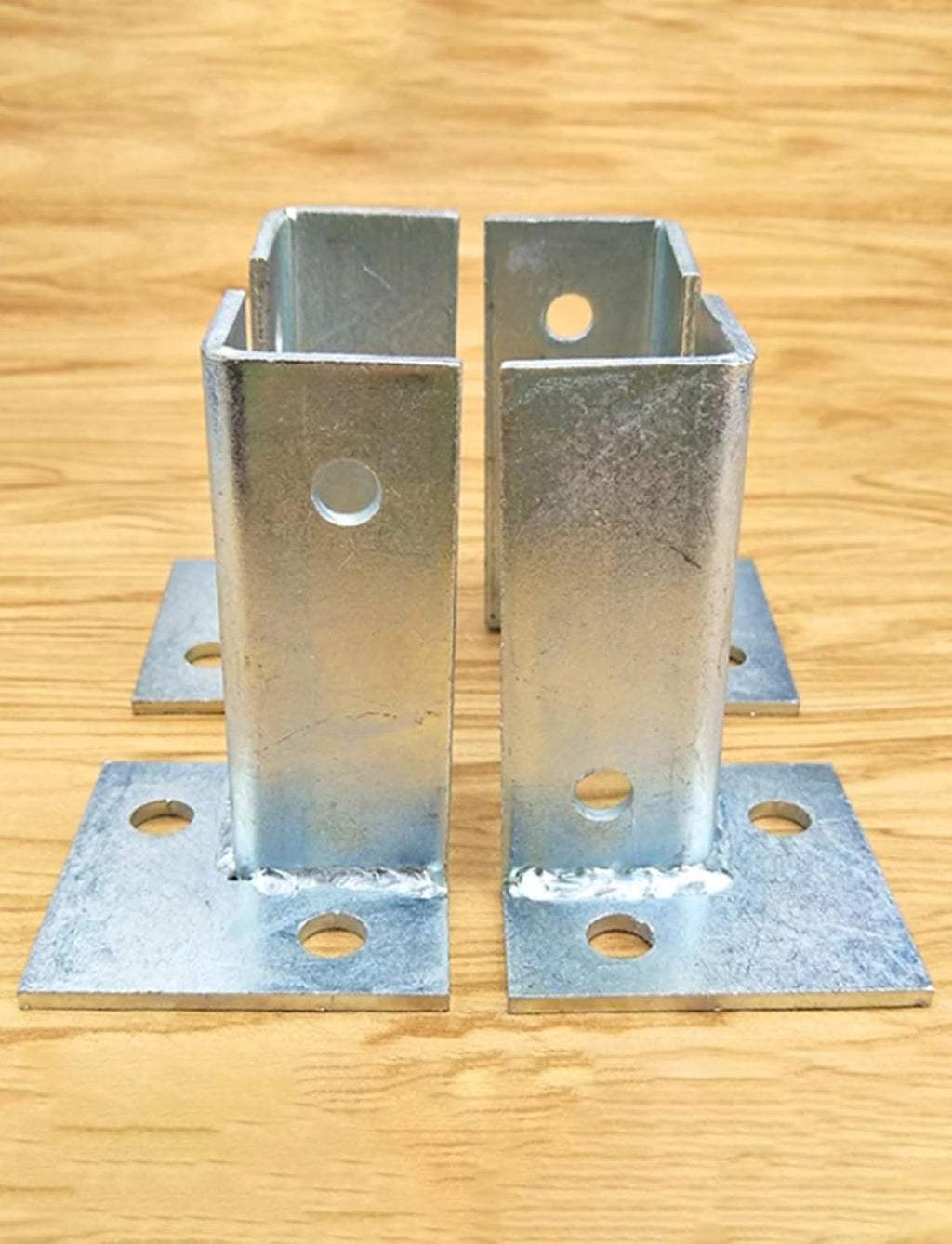 4Pcs Post Base Brackets,Adjustable Wood Fence Post Brackets,Post Anchor Base,Mailbox Railing Stand Base with Installation Kit