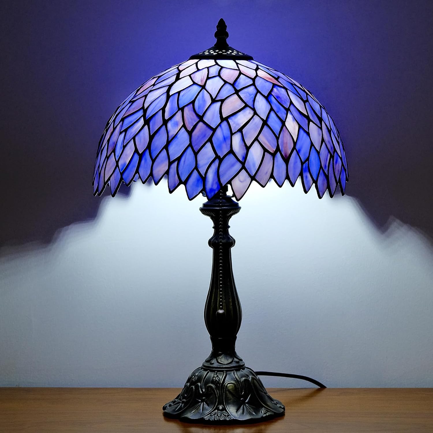 Tiffany Style Table Lamp Vintage Stained Glass Desk Lamp Deep Blue Purple Wisteria Bedside Reading Light Decor Bedroom Living Room Home Office D12 xH18