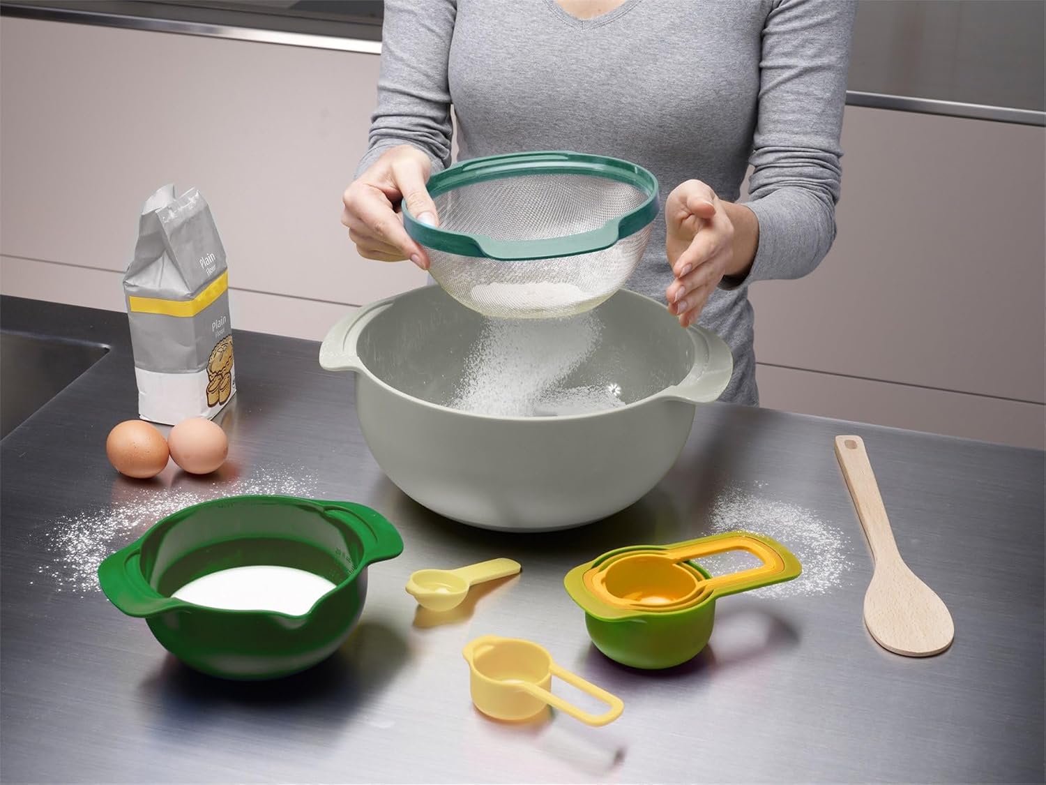 Joseph Joseph Nest 9 Nesting Bowls Set with Mixing Bowls Measuring Cups Sieve Colander, 9-Piece, Blue