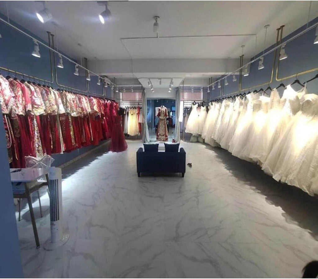 Wall-Mounted Clothing Display Rack, Metal Heavy-Duty Storage Clothes Rail, Bridal Shop Shelf Ceiling Hanger, Retail Store Iron Hanger(Golden-100Cmx150Cm