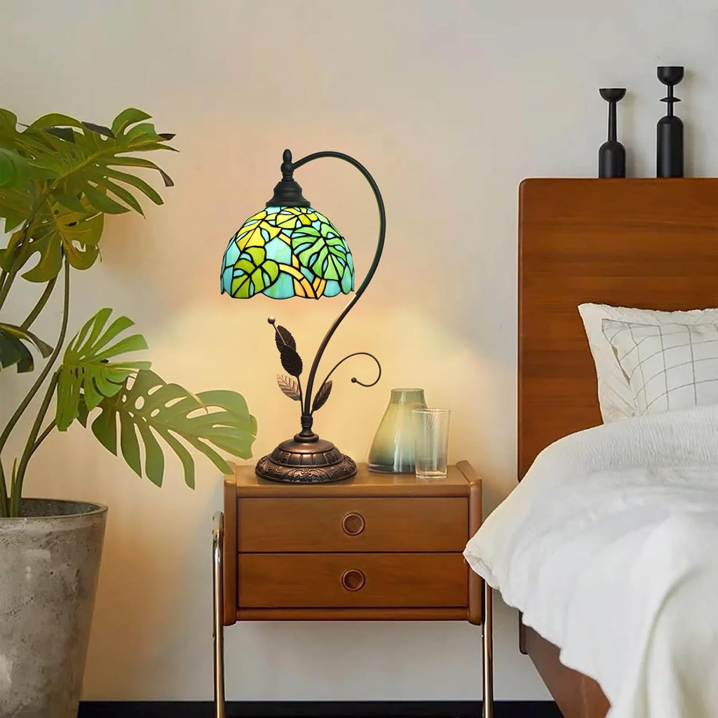 Tiffany Table Lamp Monstera Deliciosa Green Stained Glass Bedside Lamp Tiffany Style S Metal Monstera Swiss Cheese Plant Desk Light for Home Living Room Office Dormitory Bar Family Friends Gift