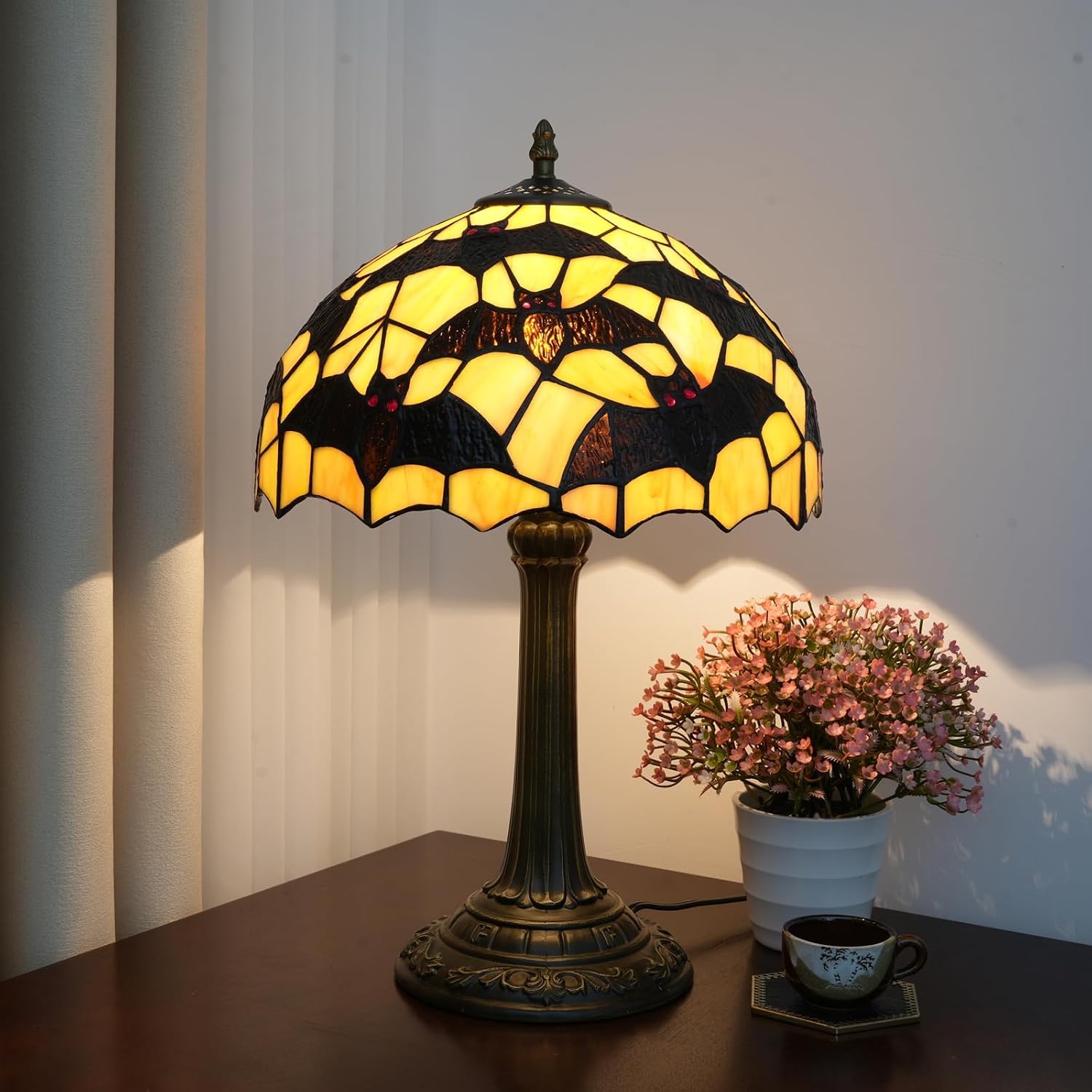 Tiffany Lamp Black Bat Style Stained Glass Table Lamp Vintage Bedroom Bedside Light for Home Dorm Office Art Craft Antique Decor Accent Aesthetic Nightstand Reading Light 12x12x19 Inches