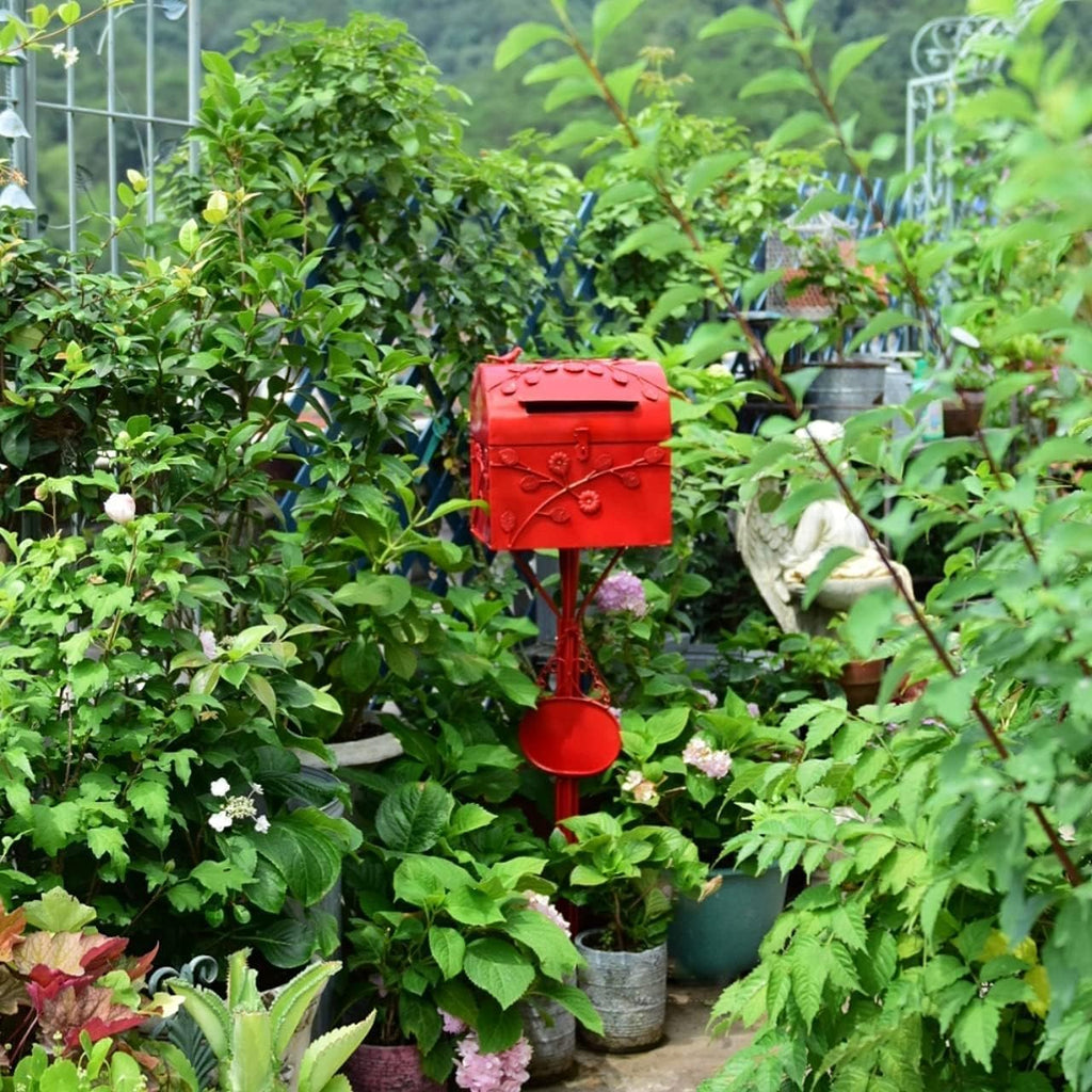 Suggestion Box Comment Collection Box Modern Outside Mailbox with Post, Rust-Proof Metal Letter Box for Garden & Courtyard Decor, Retro Classic Postbox, Outdoor Stand Mailboxes(Red)