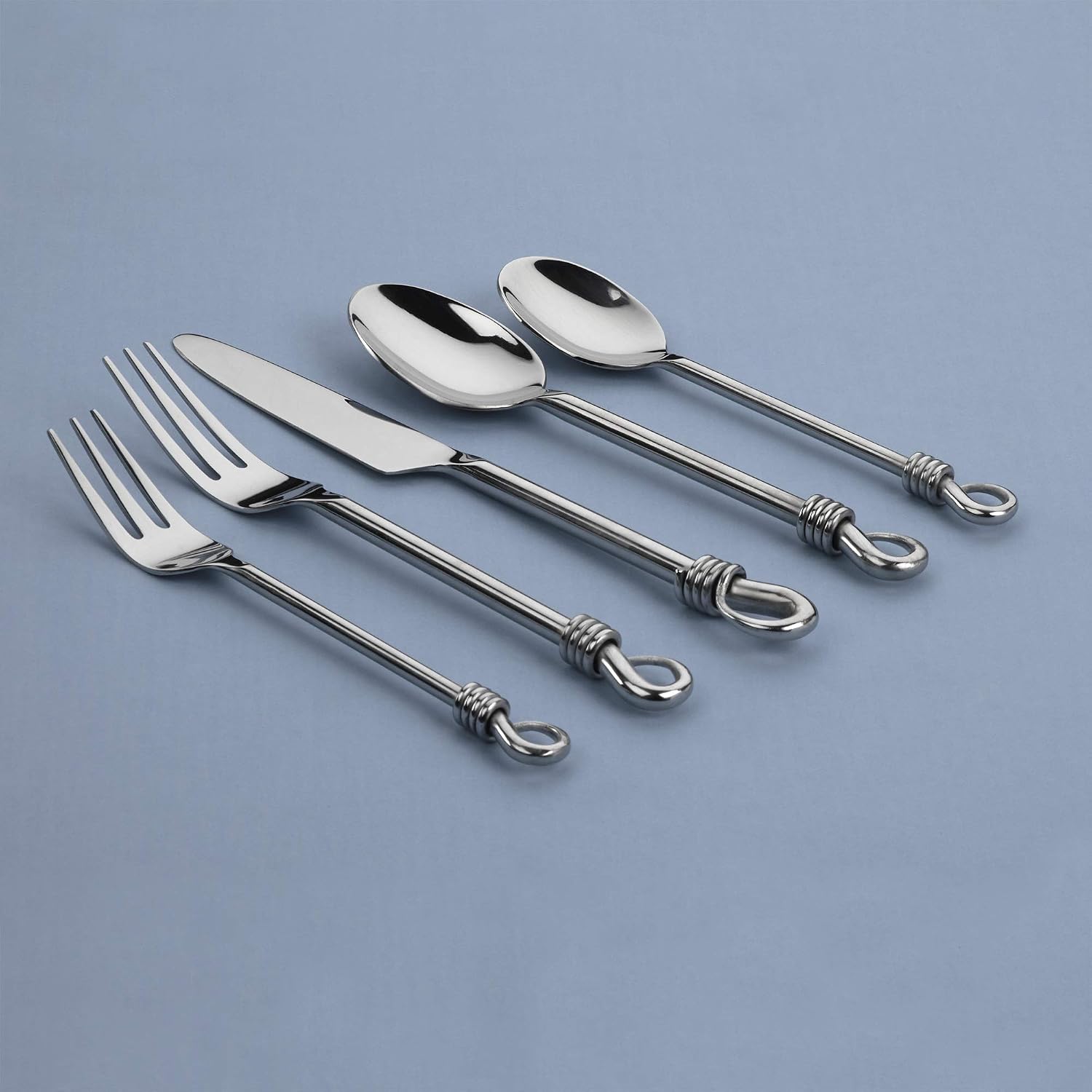 Gourmet Settings - 20-Piece Silverware Set -TWIST Collection - Polished Stainless Steel Flatware Sets - Service for 4 - Kitchen Cutlery Utensils Knife/Fork/Spoon - Dishwasher Safe
