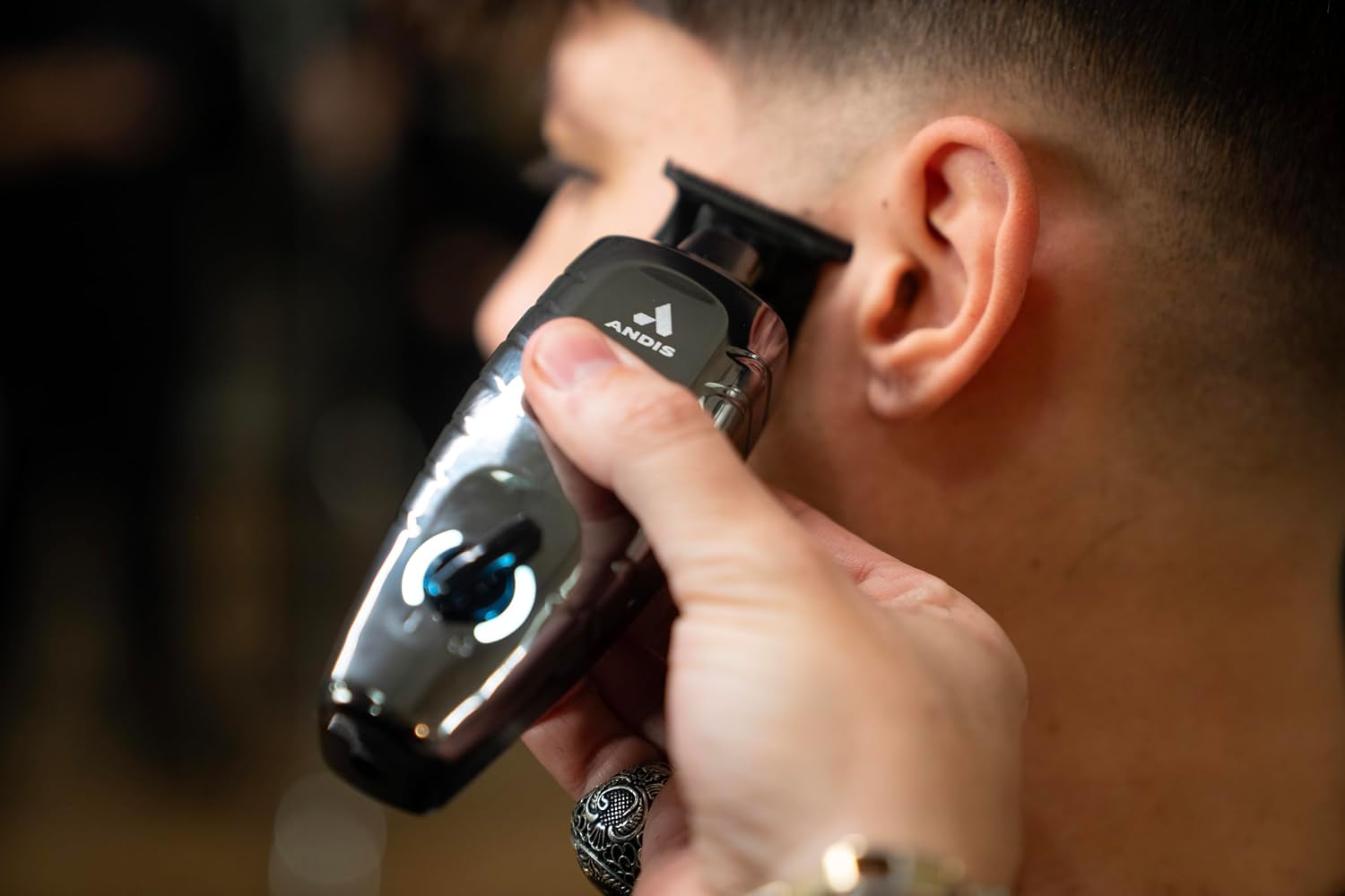 Andis 562627 GTX-EXO II Professional Cordless Lithium-ion Electric Beard & Hair Trimmer with Charging Stand, Black Chrome