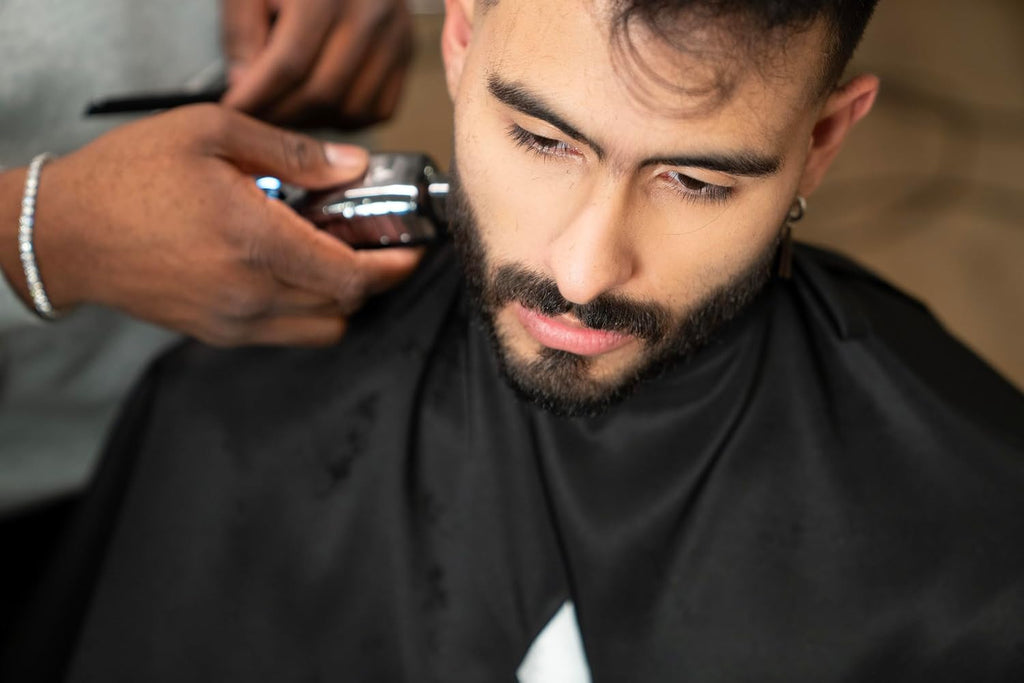 Andis 562627 GTX-EXO II Professional Cordless Lithium-ion Electric Beard & Hair Trimmer with Charging Stand, Black Chrome