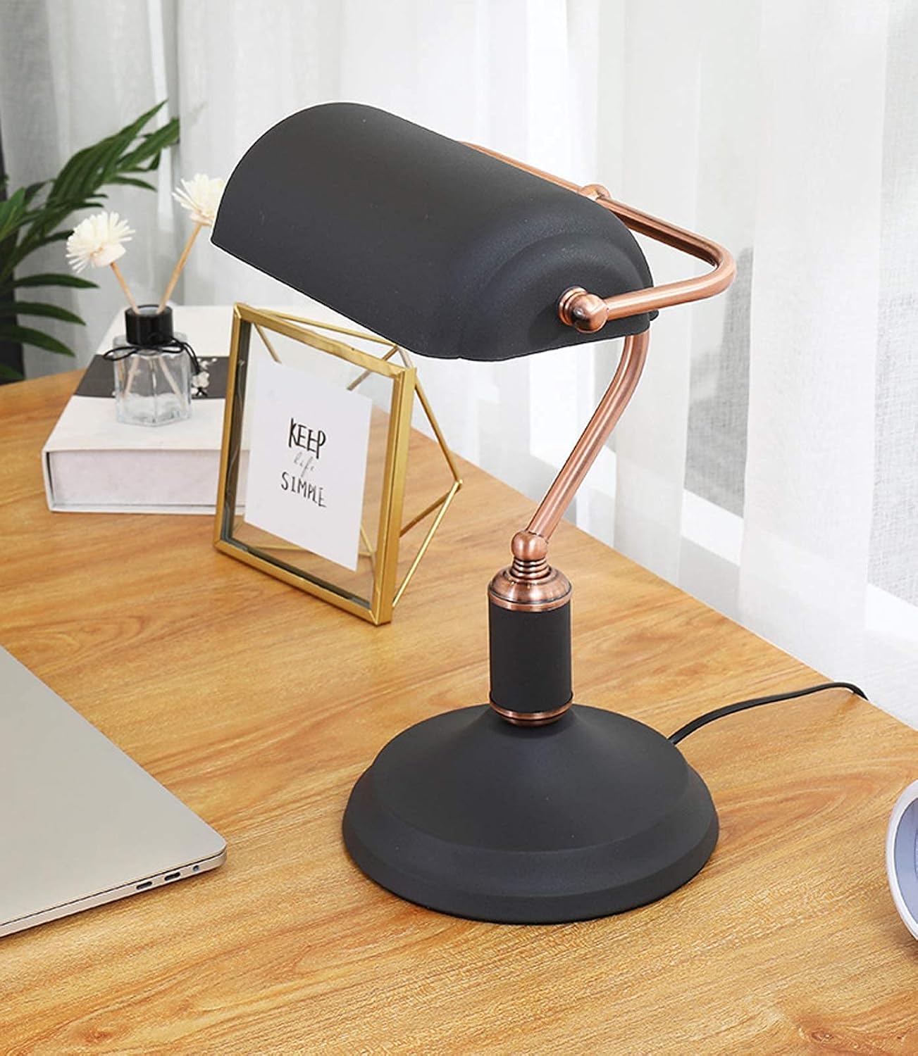 Desk lamp,Retro Style Desk Lamp,Black Bankers Lamp with Adjustable Lampshade,LED Office Lamp Desk Bedside Lamp for Bedroom,Living Room