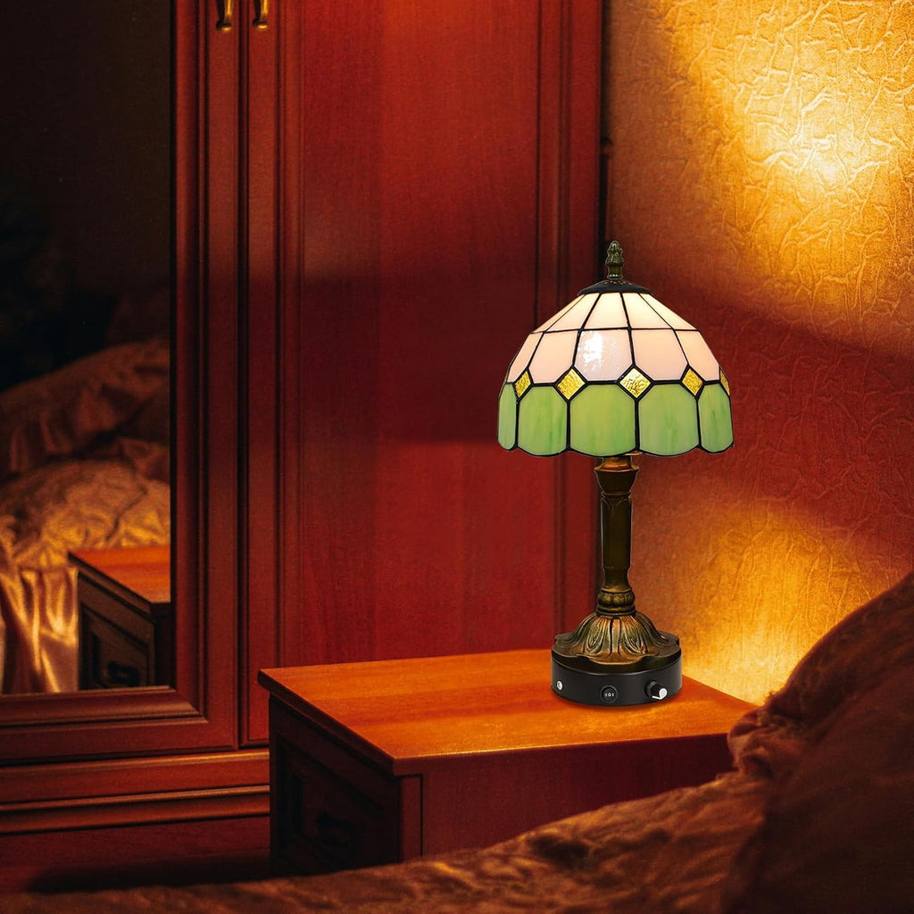 Kiven Cordless Table Lamp, Dimmable Bedside Lamps for Nightstand with Green Glass Lampshade, Tiffany-Style Rechargeable Desk Lamp for Reading Home Decor Bedside,1-Light
