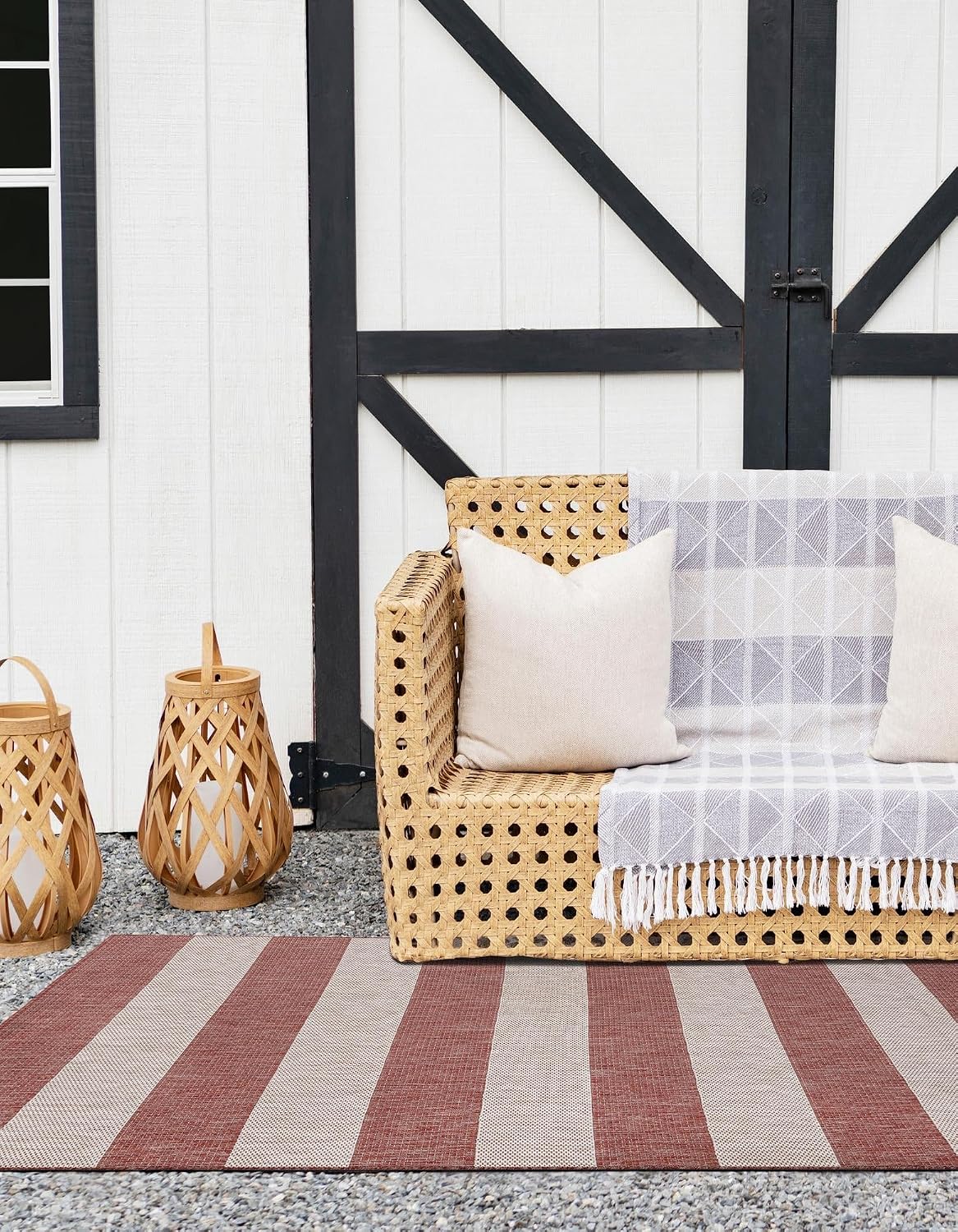 Unique Loom Outdoor Striped Collection Area Rug - Distressed Stripe (13' 1' Square Rust Red/Gray)