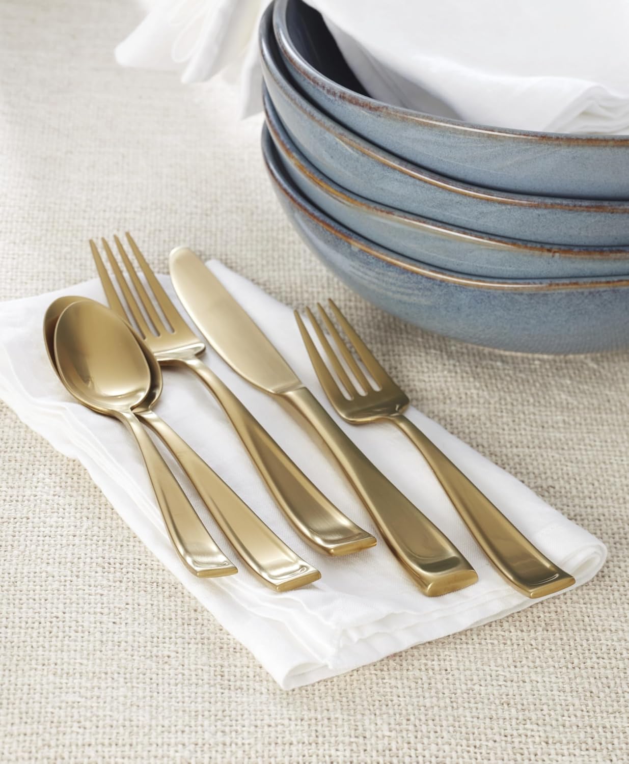 Oneida Silverware Set, Moda Gold Satin 20 Piece Flatware Set, Service For 4, 18/10 Stainless Steel, Dishwasher Safe, Flatware Cutlery Sets, Utensils, Knives Spoons and Forks, Home (Gold, 20 Pieces)