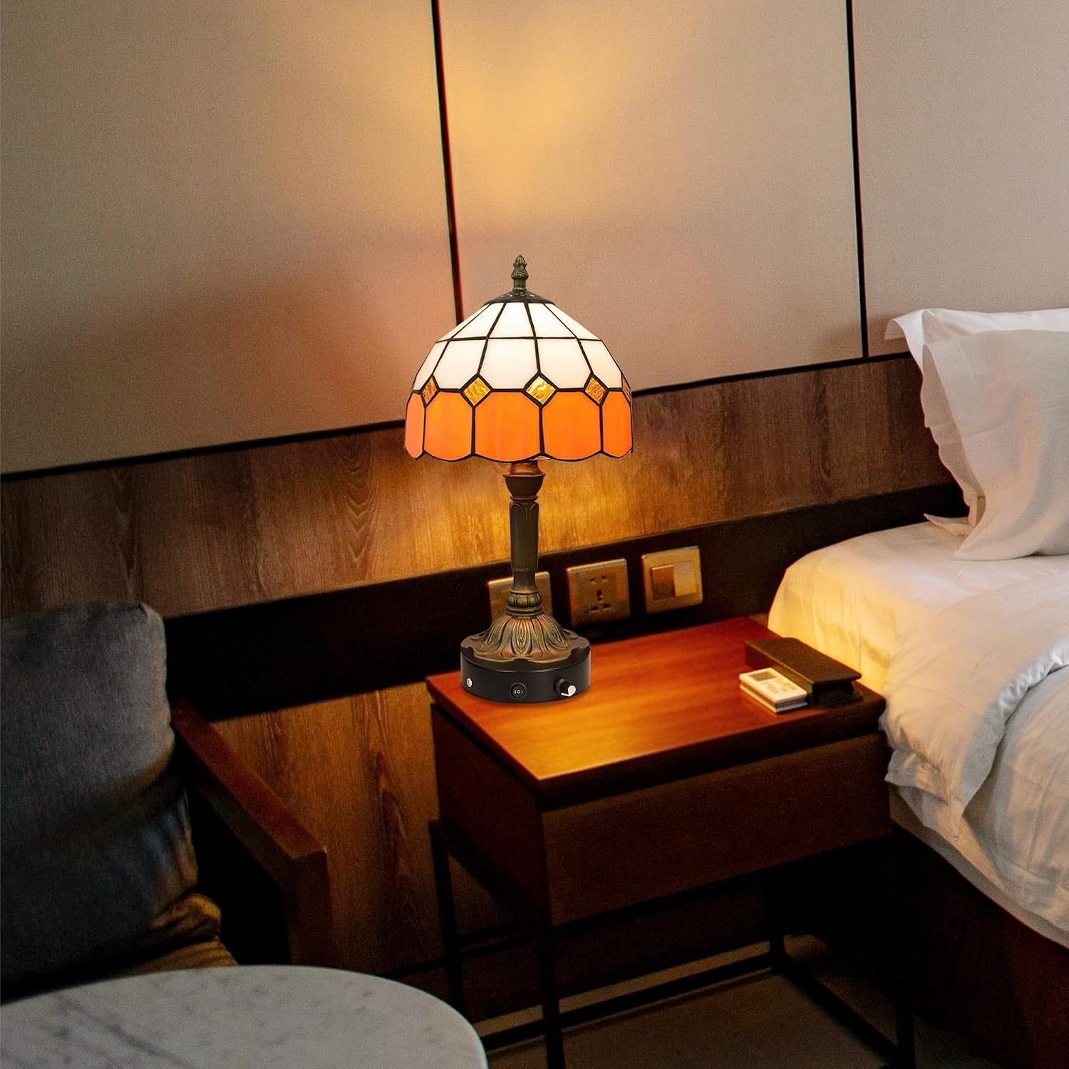 Kiven Cordless Table Lamp, Dimmable Bedside Lamps for Nightstand with Orange Glass Lampshade, Tiffany-Style Rechargeable Desk Lamp for Reading Home Decor Bedside,1-Light