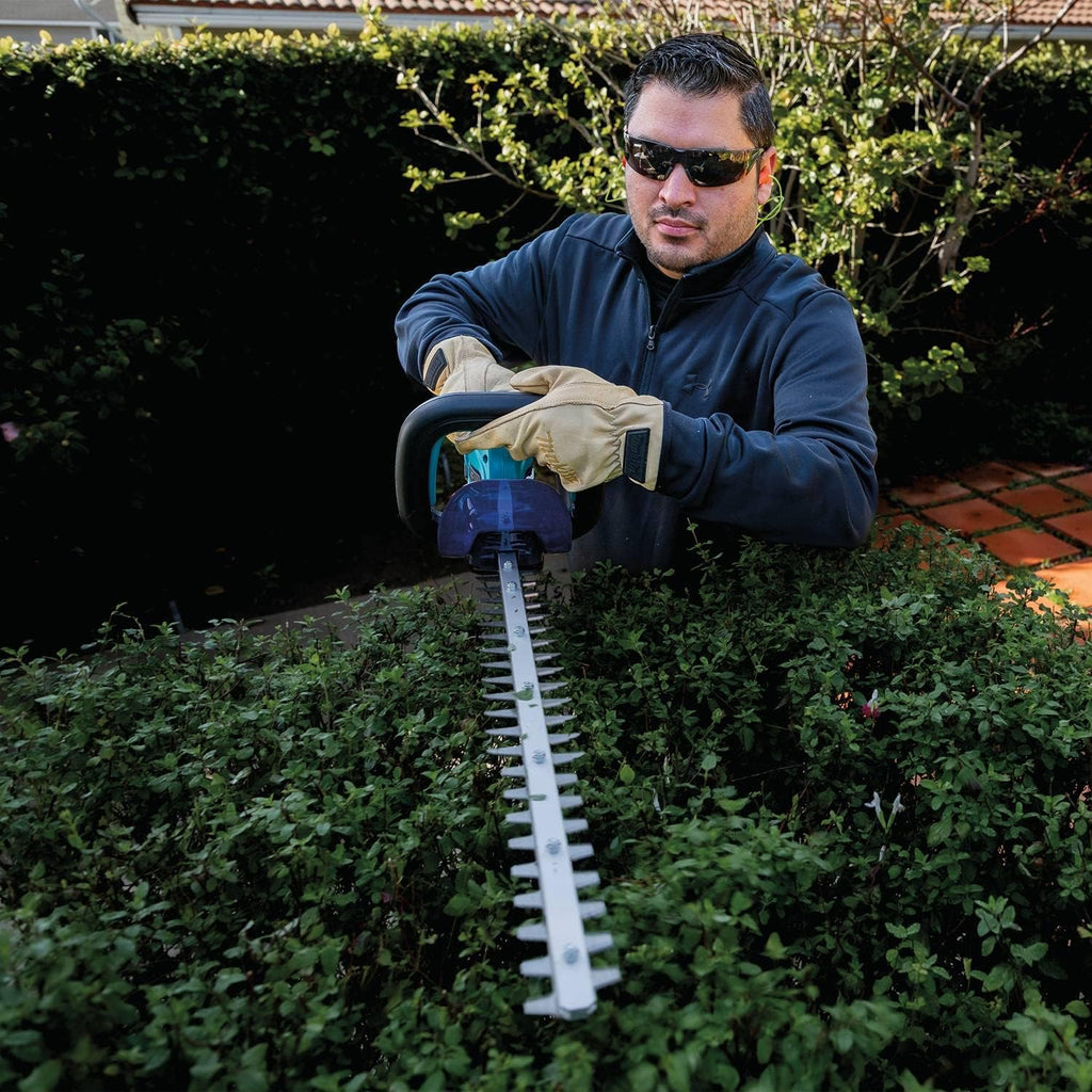 Makita XHU10Z 18V LXT Lithium-Ion Cordless 24' Hedge Trimmer, Tool Only | Tool Only