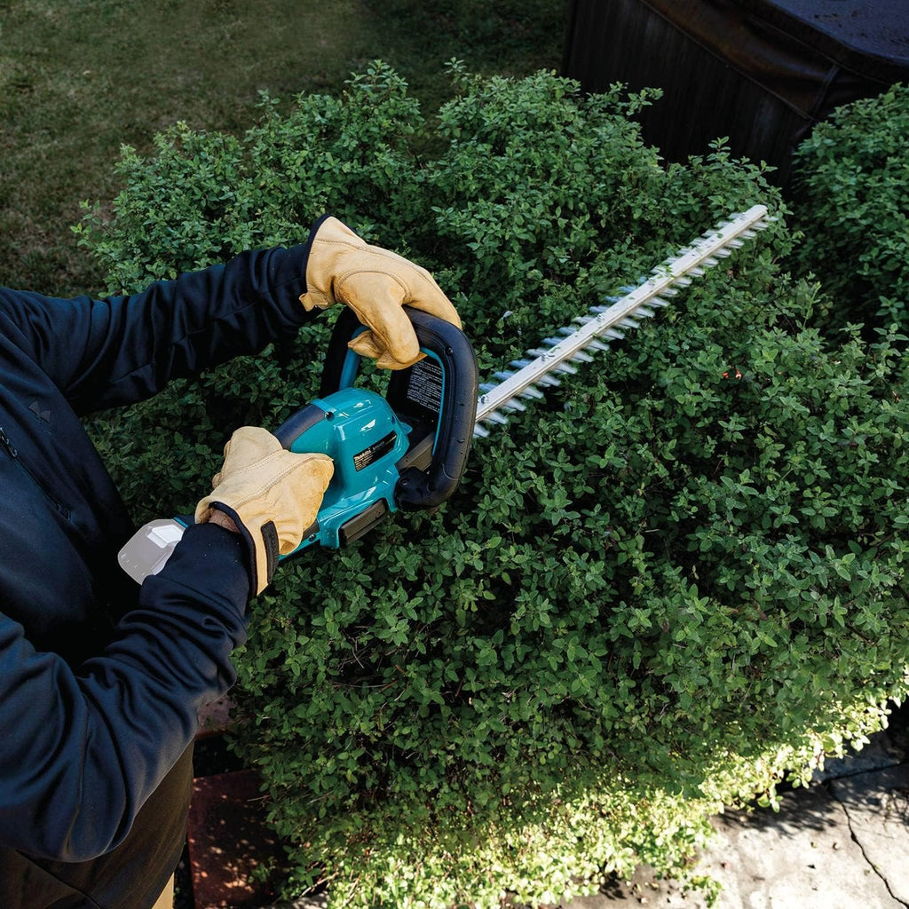 Makita XHU09Z 18V LXT® Lithium-Ion Brushless Cordless 24' Hedge Trimmer, Tool Only