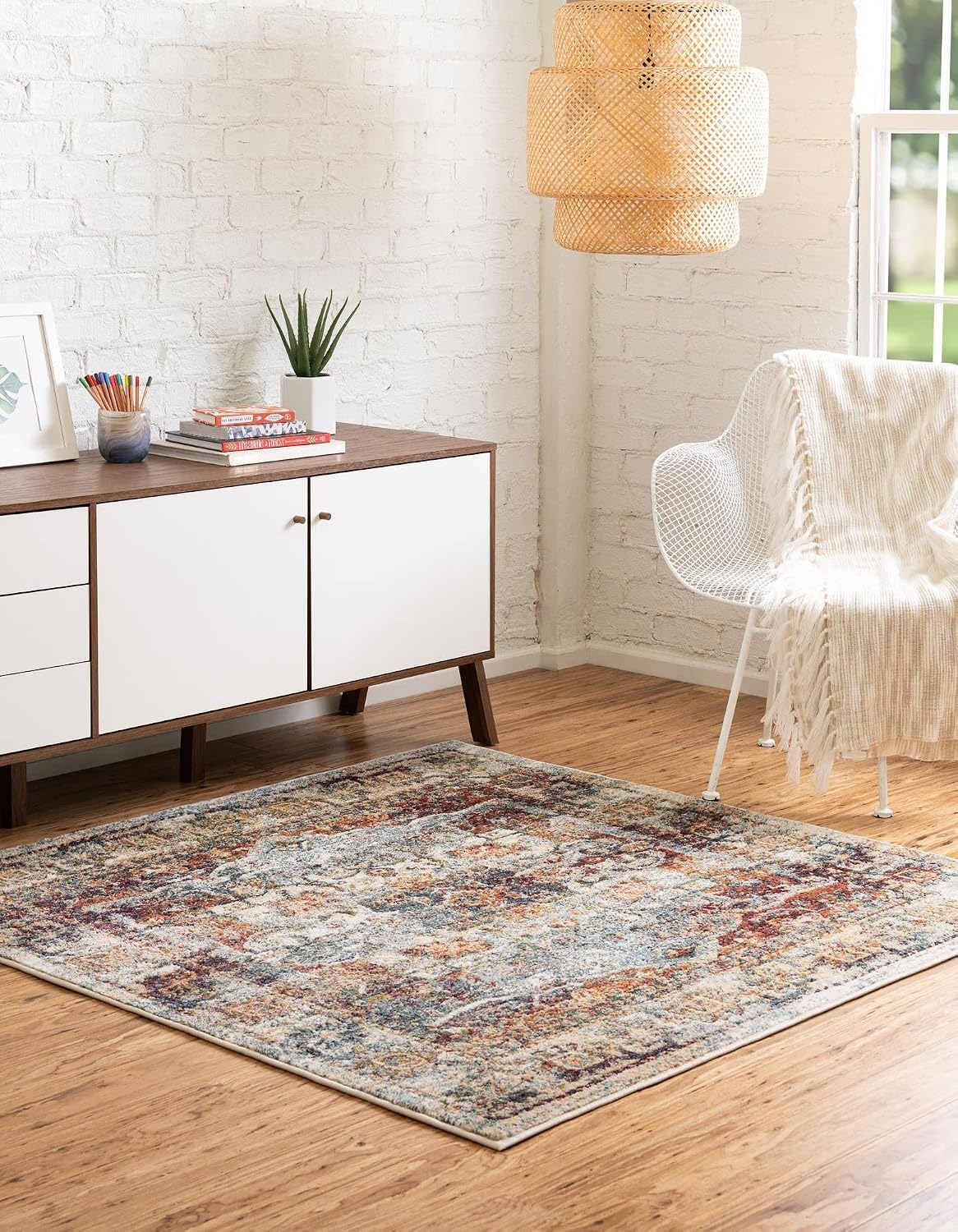 Unique Loom Isabella Collection Area Rug - Adjani (7' 1' Square Ivory/Beige)