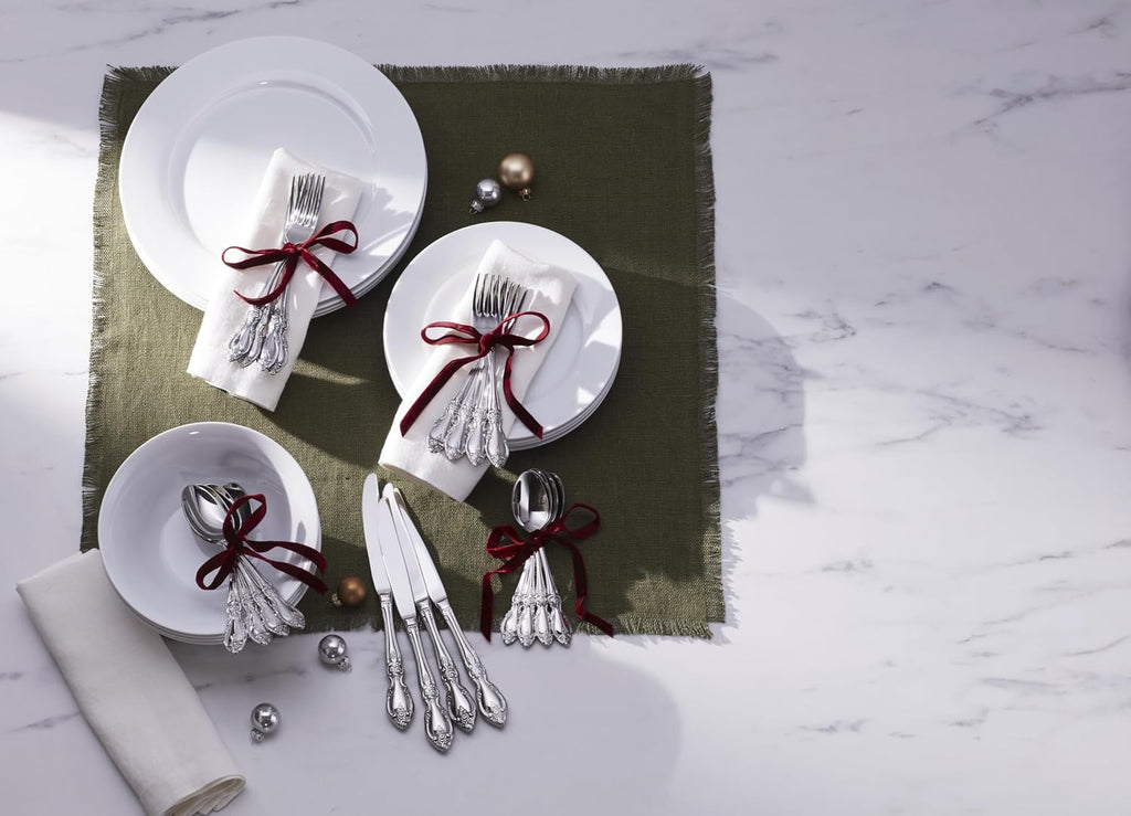 Oneida Silverware Set For 8 with Serving Utensils, Louisiana 45-Piece Fine Flatware Set, Service For 8, 18/8 Stainless Steel, Mirror, Knives Spoons Forks Serving Spoons,Dishwasher Safe(Silver 45 Piece