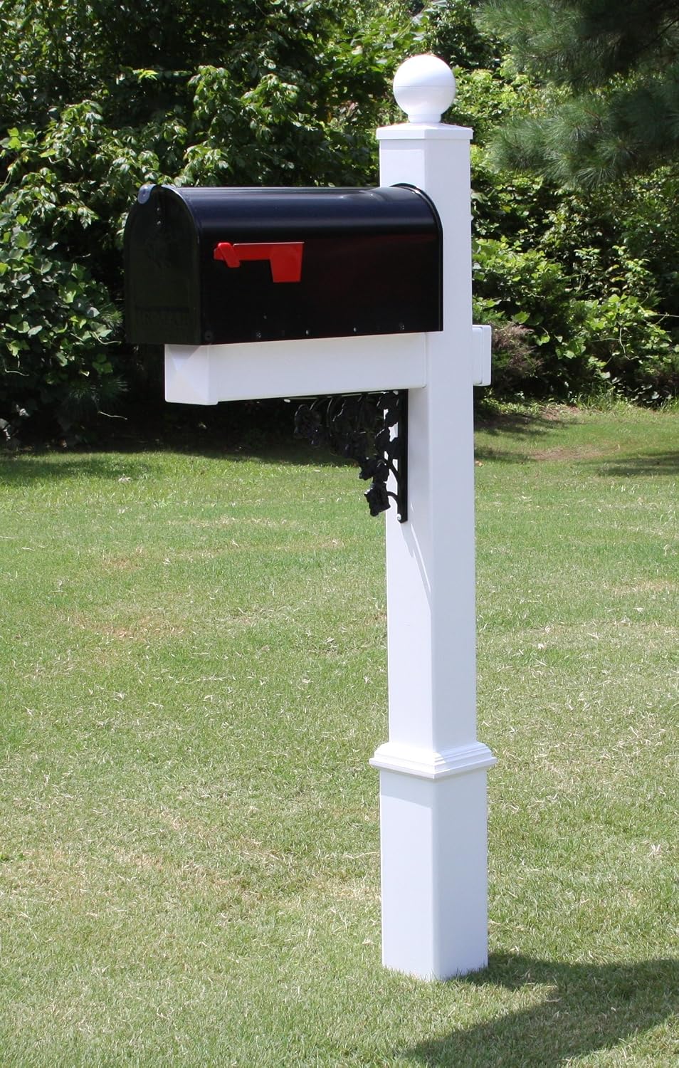 The Turner Vinyl/PVC Mailbox Post - White (Includes Mailbox)