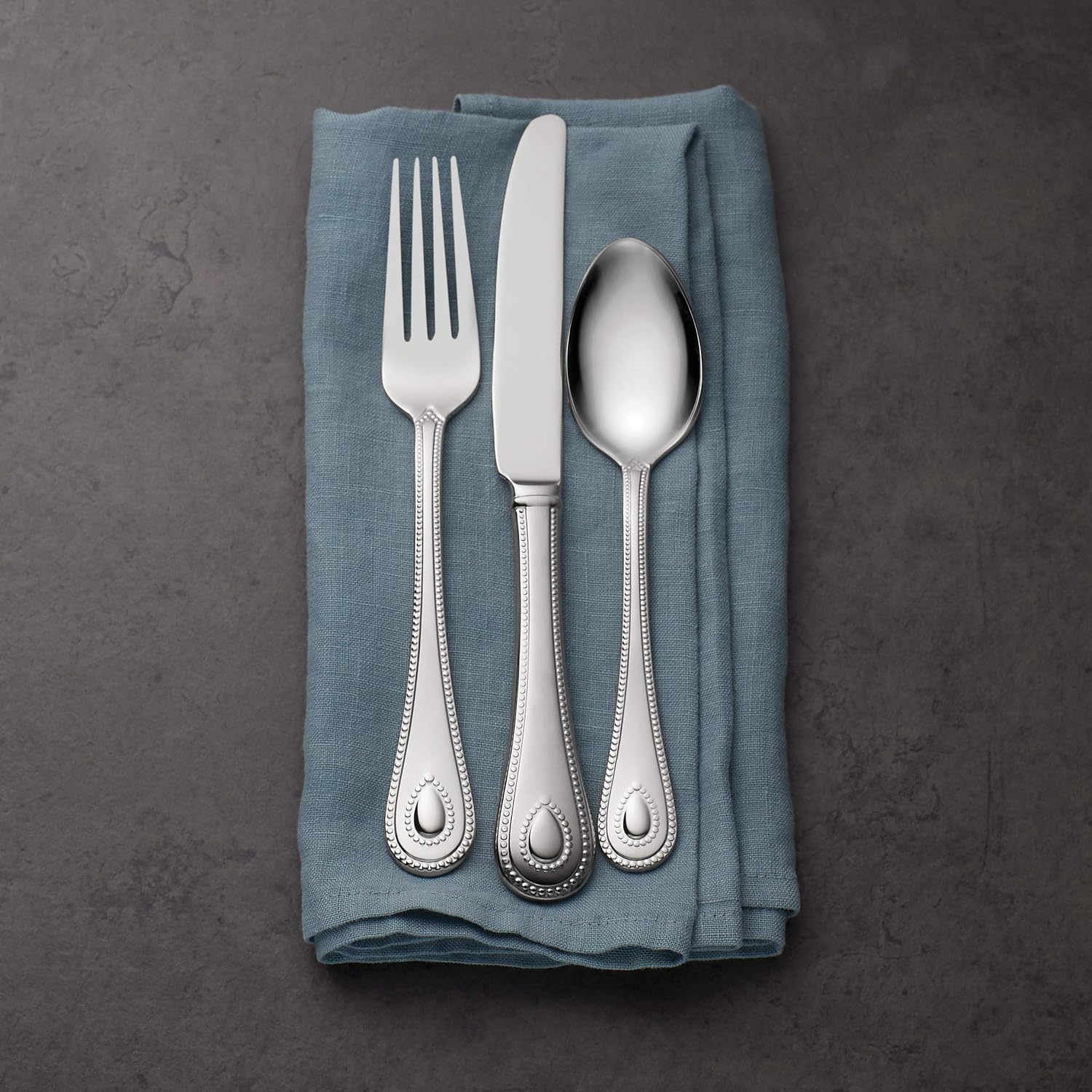 Lenox Silverware Set For 12, French Perle 65-Piece Flatware Set with Serving Utensils, Service For 12, Elegant 18/10 Stainless Steel Utensils with Beading, Knives Spoons & Forks (Silver, 65 Piece)
