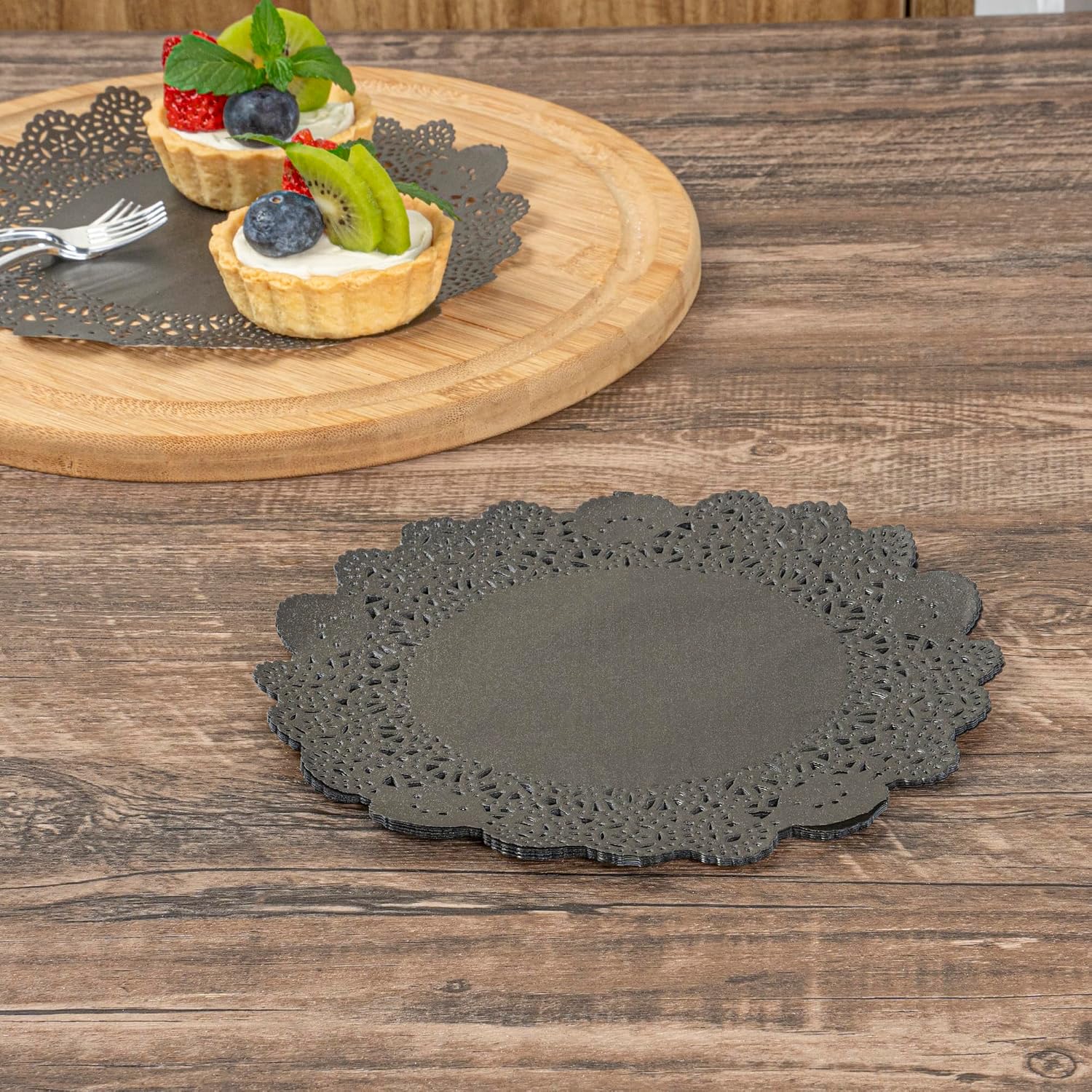 Restaurantware Black Paper Doilies 4000 Count 8 x 8 Inch, Disposable, Long Lasting Absorbent Paper Doilies for Tables with Elegant Lace Finish for Pastries, Cupcakes, Cookies and Desserts