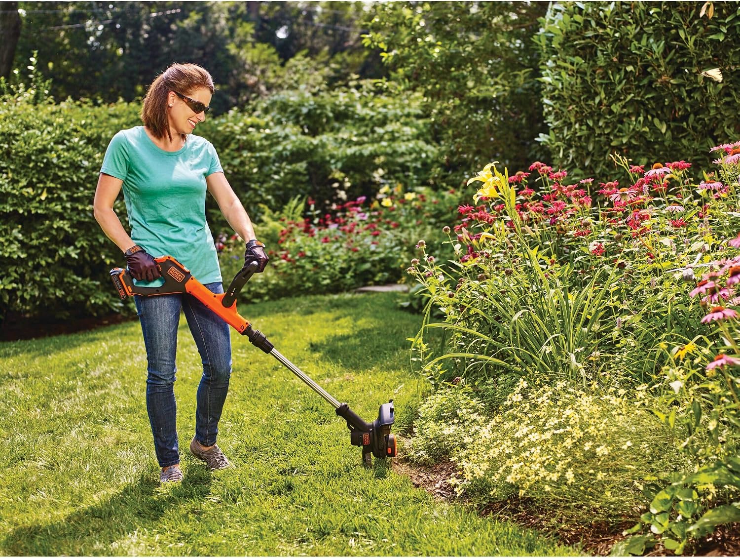 BLACK+DECKER 20V MAX Cordless String Trimmer and Edger, 12 Inch Weed Eater, 2-Speed Control Weed Wacker, 2 Batteries, Charger and Spool Included (LSTE525)